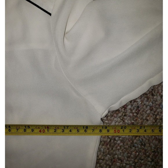 H&M White Button Up Blouse Sz 8 Chiffon Sheer 3/4 Sleeve Classic Style Top Shirt - Picture 8 of 9